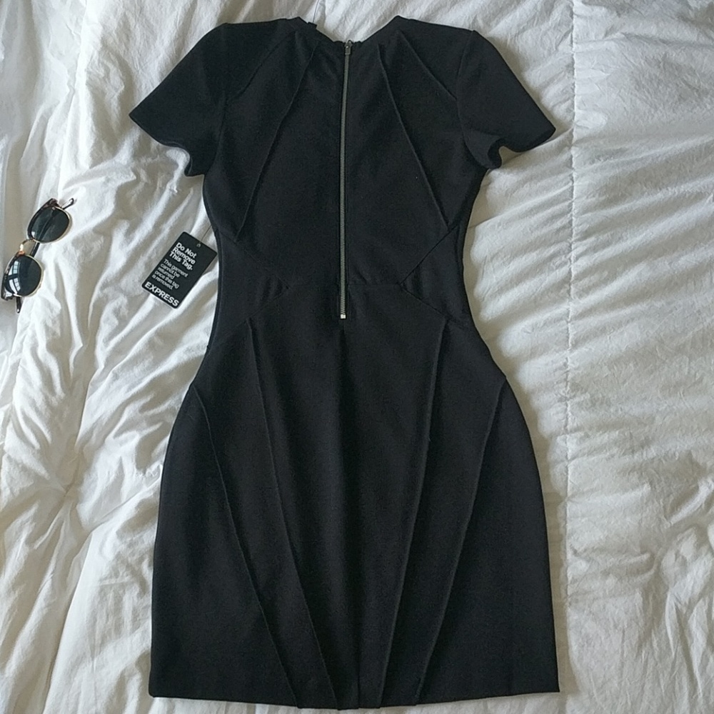 Express LBD - Picture 4 of 4